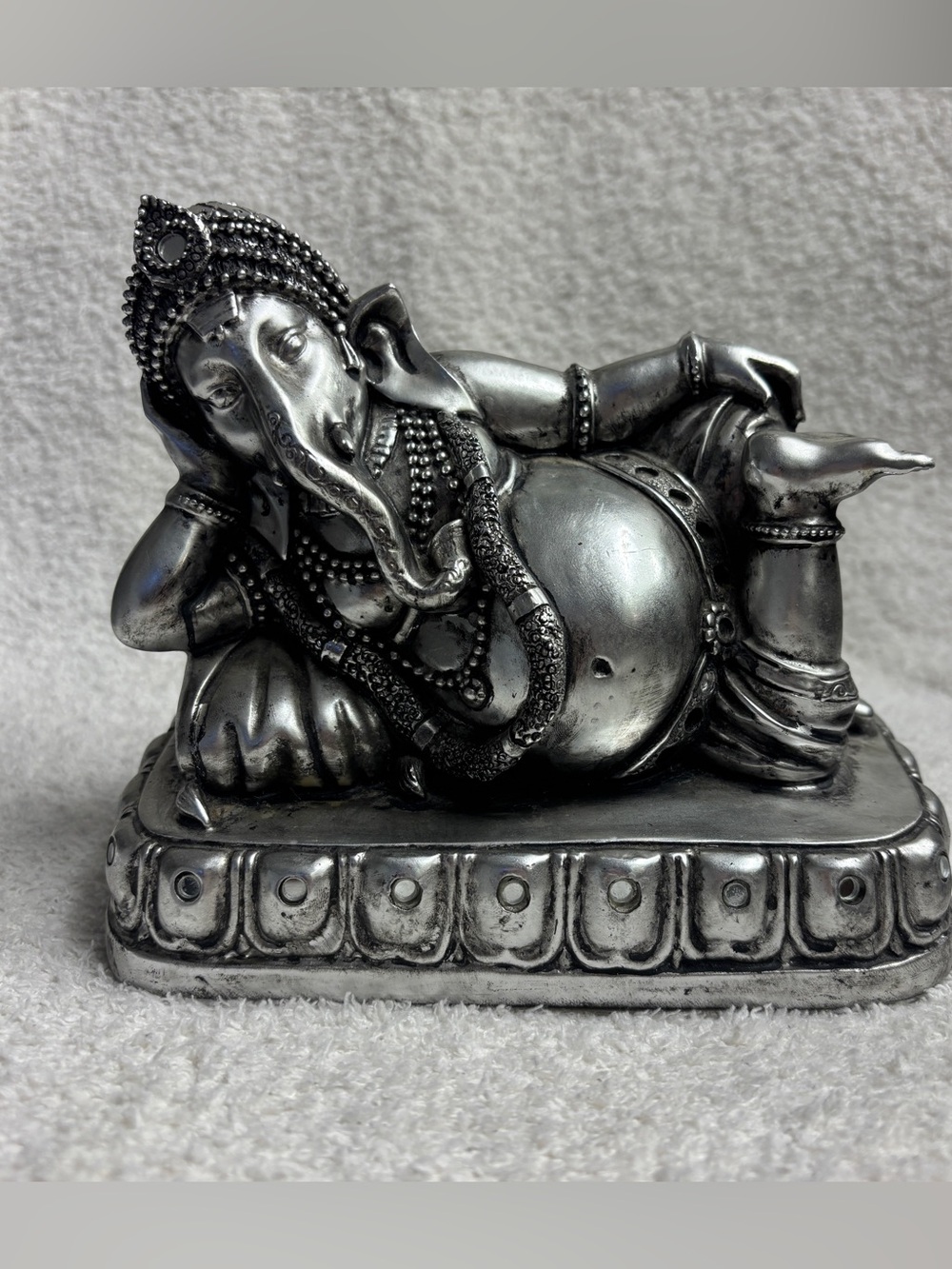 Silver Ganesha Statue - Decorative Home Art